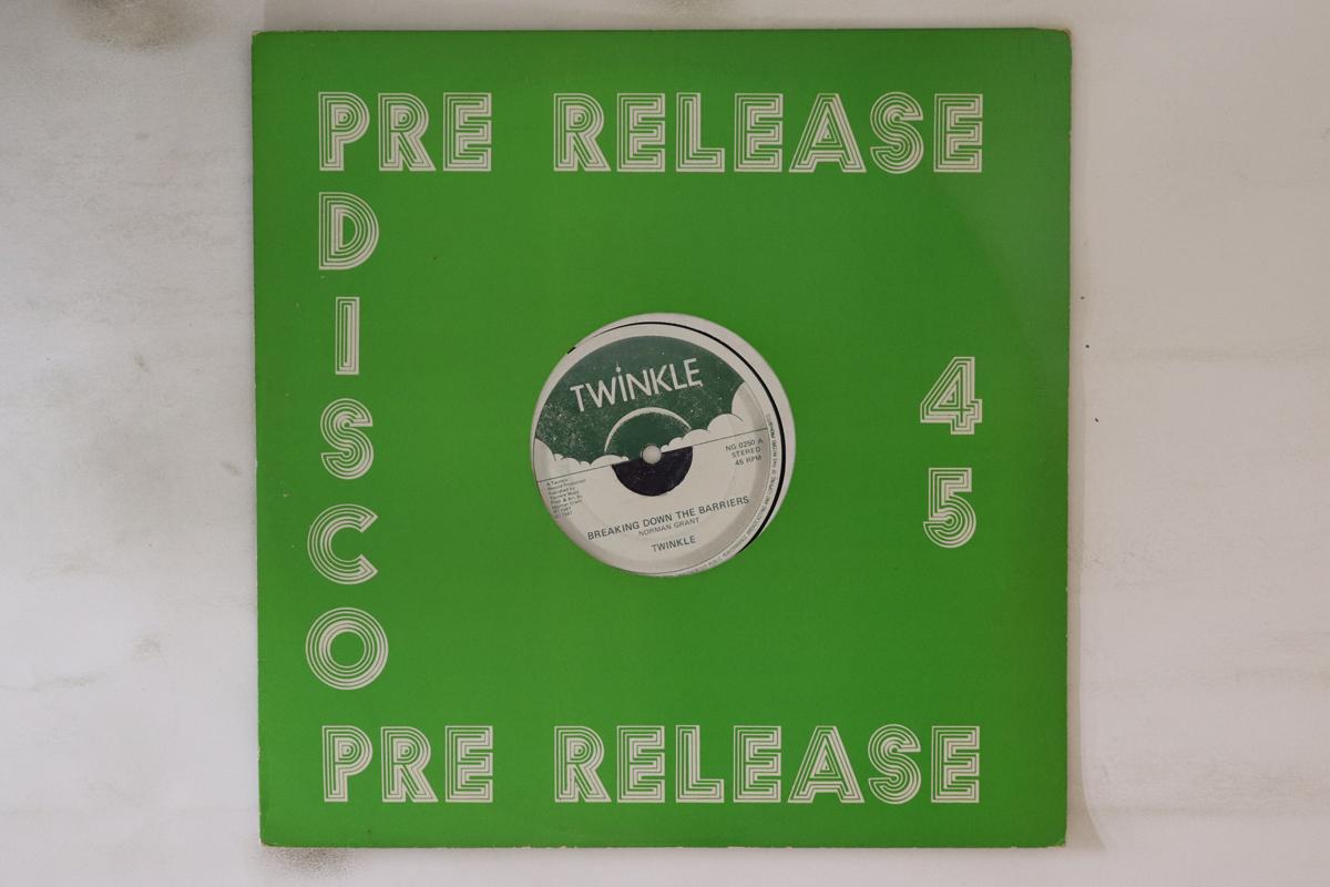 

12-дюймовая пластинка TWINKLE BROTHERS - Breaking Down The Barriers NG0250 Twinkle Music 1987 UK Регги, Ска и Даб Б/У