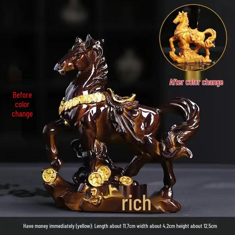 Luxury Resin Pixiu Tea Pet: Color-Changing Wealth-Attracting Ornament for Tea Sets.