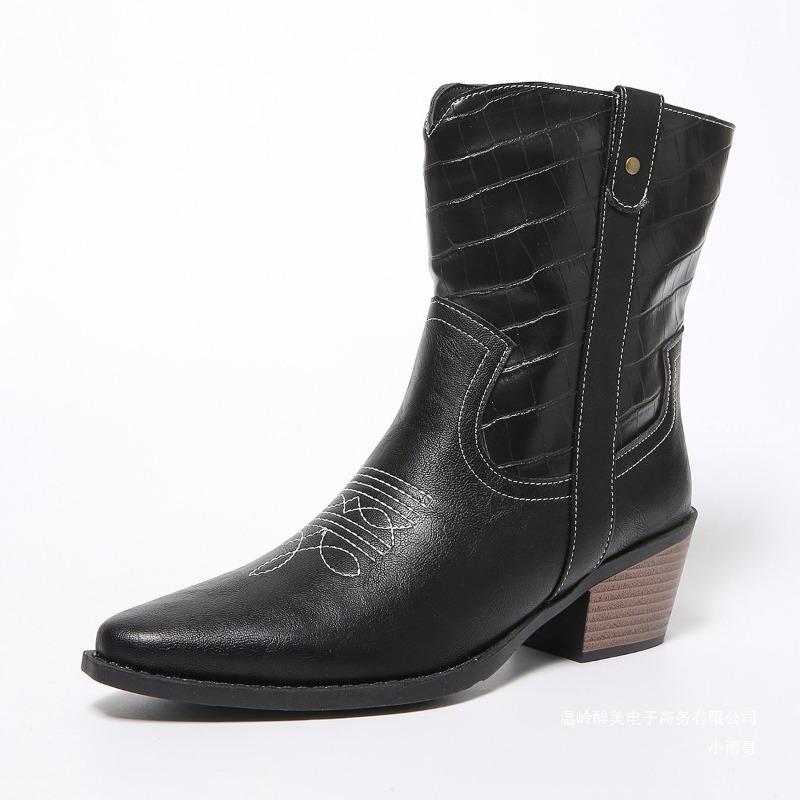European and American  Embroidered Pointed Thick Heel Western Short Boots Women's Large Size Foot Set Thick Heel Fringed Short Fashion Leather Boots