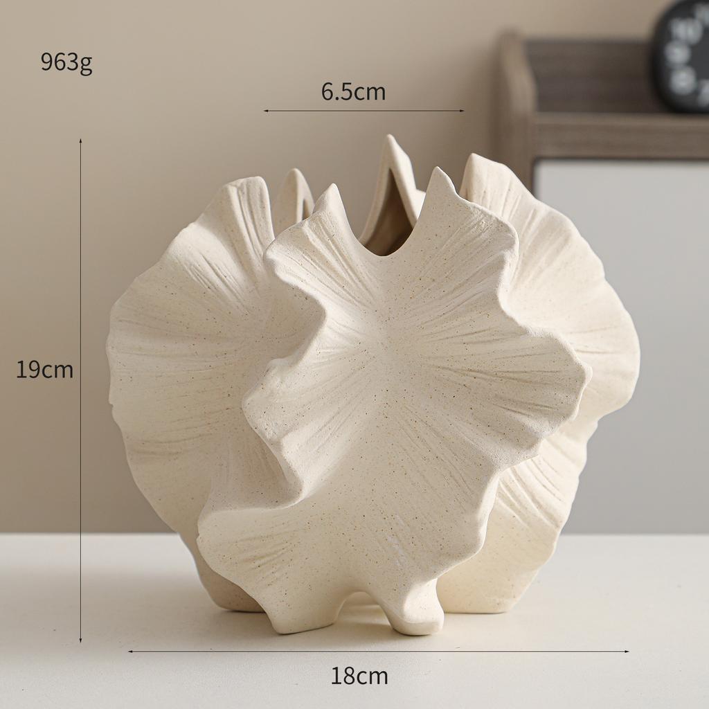 Matte White Fashion Plain Fired Irregular Wrinkled Vase Abstract Crafts Ceramic Flowerpot Desktop Decoration Ceramic Flower Vase