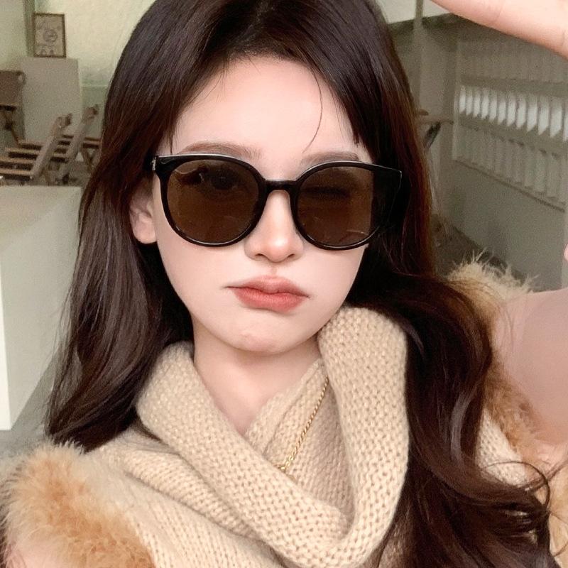 Retro Polarized Sunglasses Round Frame Twist Legs Sunglasses Big Face Thin Uv Protection Women 55013