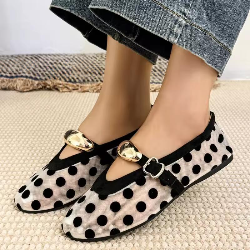 Damskie Letnie Retro Buty Mary Jane w Kropki: Czółenka na płaskim obcasie, z okrągłym noskiem, z pojedynczym paskiem, wiązane