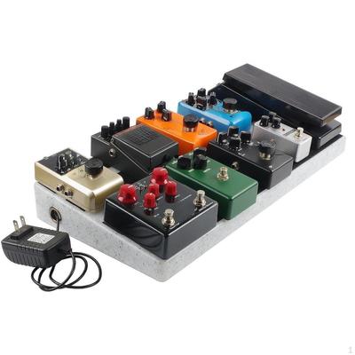Pédalier de basse pour effets de guitare avec alimentation par câble