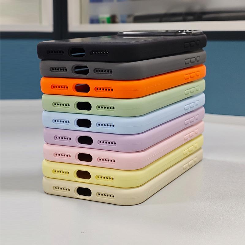 Magsafe magnetic suction is suitable for iPhone11promax large window mobile phone case silicone candy color mobile phone case