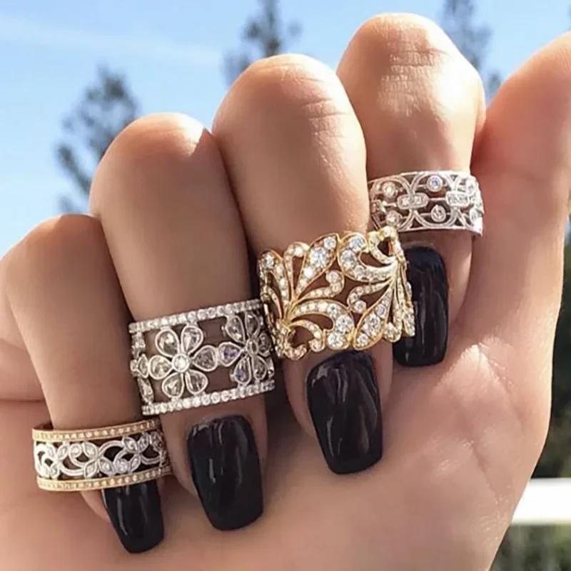 French Light Luxury Hollow Palace Rings for Women Small Fresh Flower Index Finger Ring Natural Snowflake High-grade Ring