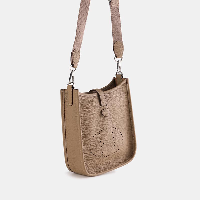 Women's Crossbody Bags 2025: High-Quality Handmade Evelyn Leather, Single Shoulder Cowhide Bag.