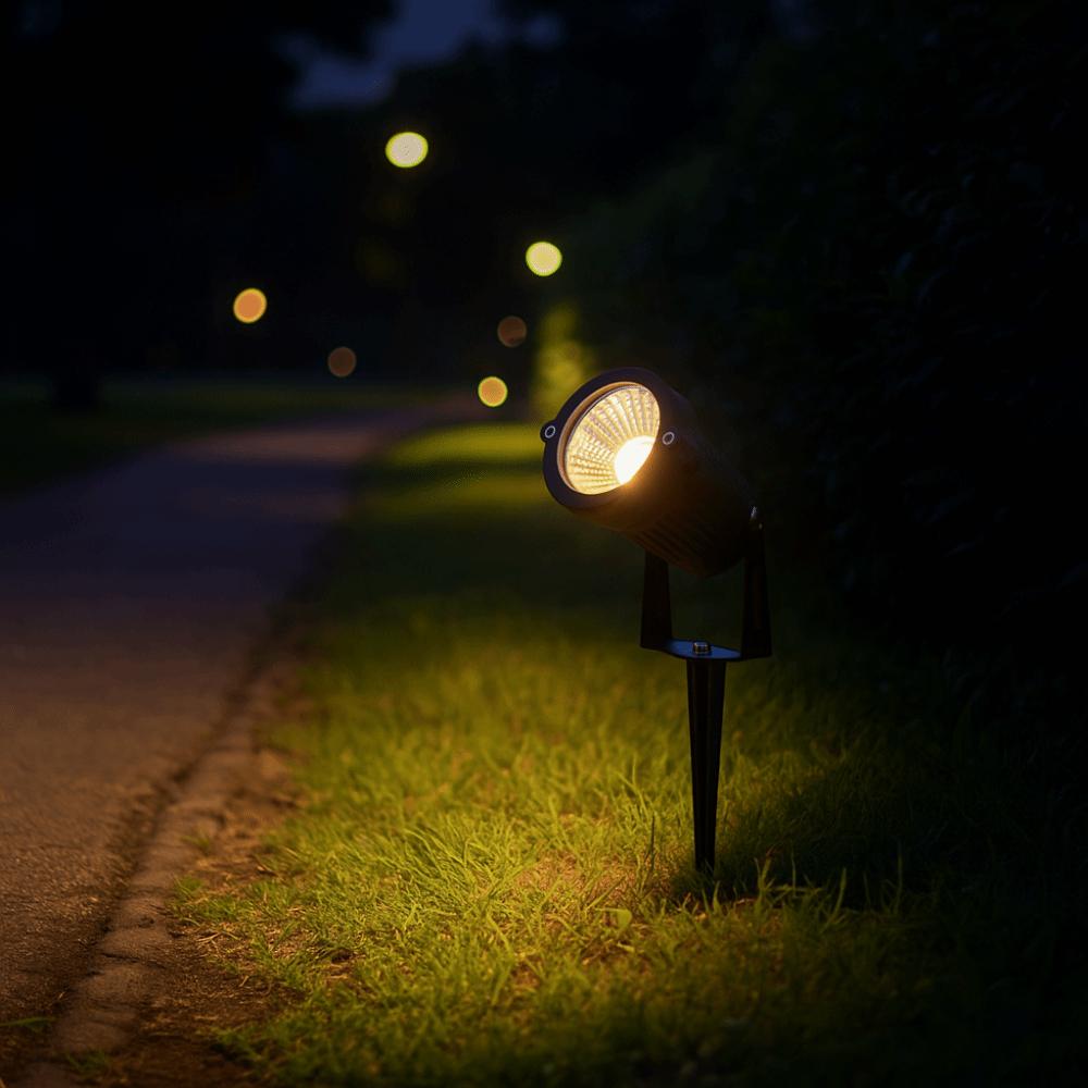 Waterproof Landscape Spike Spotlights Aluminium 3/5W Yard Spotlight Energy Saving High Brightness LED Lawn Light Patio Path