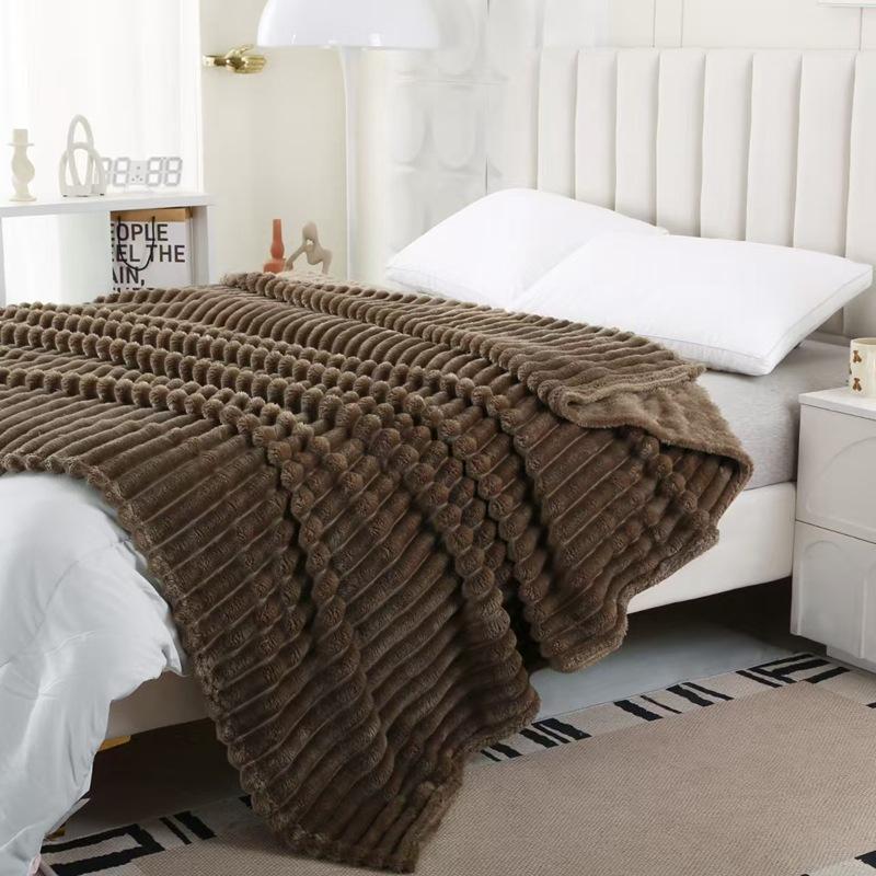New 240-290g Flannel Double-sided Blanket Spring and Autumn Leisure Blanket Office Nap Blanket
