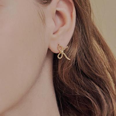 Twist Ribbon Earring