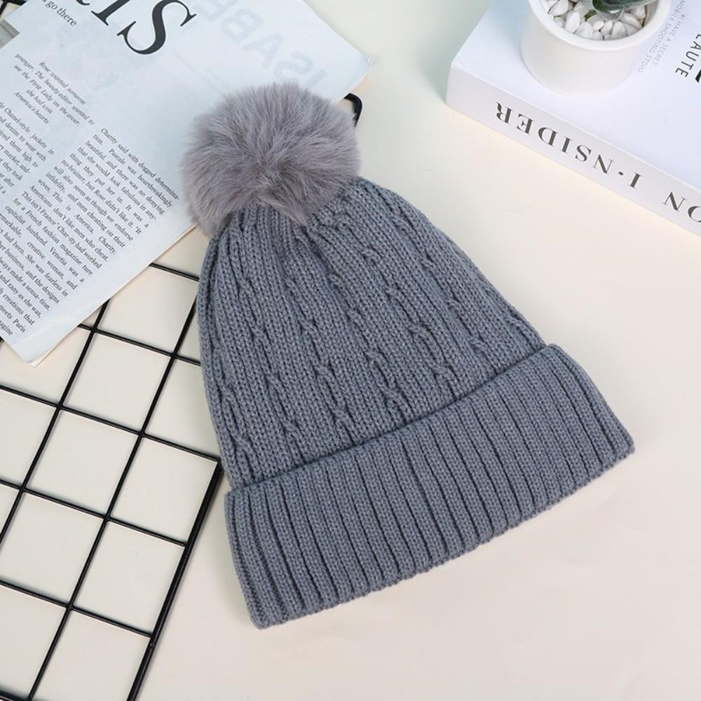 Winter Warm Pullover Cap with Fluffy Ball Beanies Cap Fashion Knitted Hat for Male Female