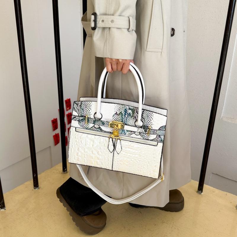 Women's Bag 2025 New European and American Fashion Stone Pattern Personalized Handbag Large Capacity Retro Messenger Tote Bag