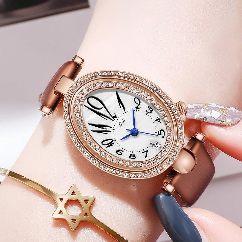 Ladies Oval Diamond Fashion Casual Literary Temperament Waterproof Watch Women