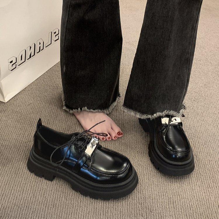 British style small leather shoes women's 2025 autumn new black retro round head fashion loafers platform muffin single shoes