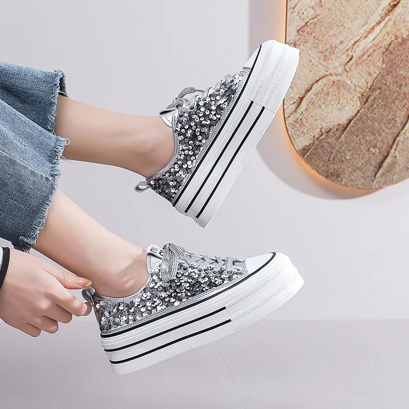 Women Canvas Vulcanized Shoes 2024 New Student Sequins With Thick Bottom Flats Running Shoes Sequin Female Casual Sneakers