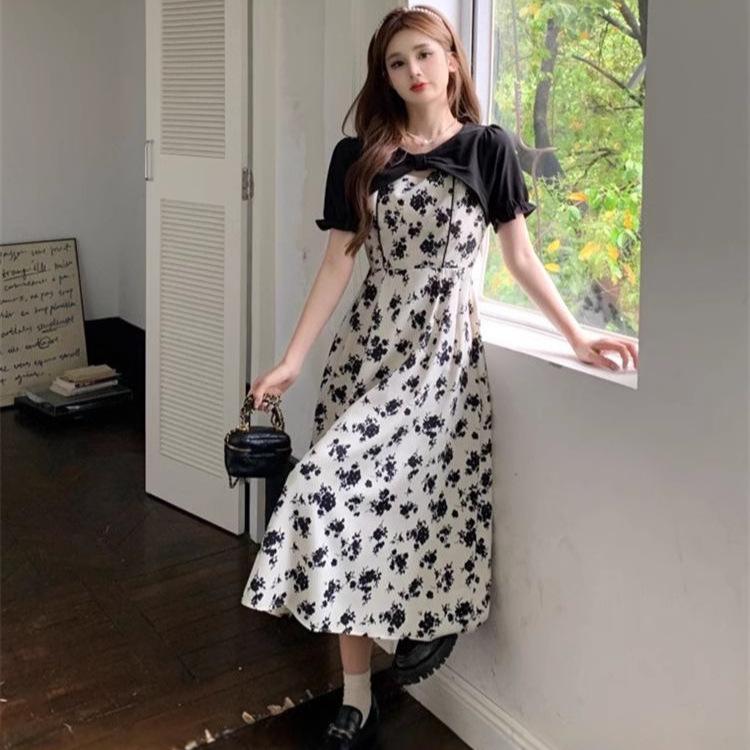 2025 French Retro Floral Two-Piece Dress: Slimming and Body-Shaping Summer Collection