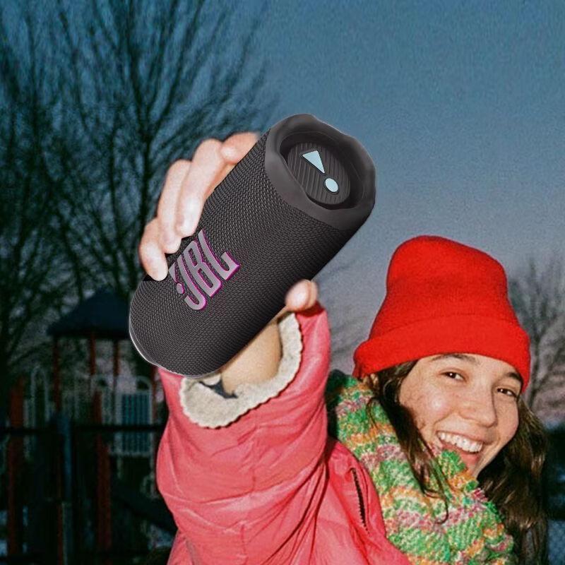 JBL FLIP 7 Portable Bluetooth Speaker