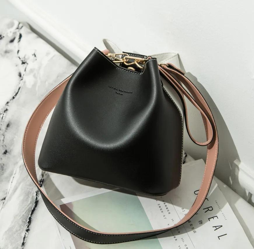 

2021 Women Handbags Popular Bucket Bag Simple Lady s Shoulder Bags Messenger Bag Classic Leisure Cross Body Purses чёрный