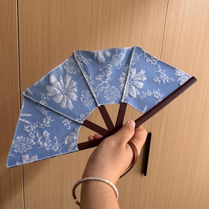 Hand Fan Embroidered Spanish Folding Fan Vintage Multipurpose Handmade Fan Portable Hanging Decorative Fan Cultural Display A1