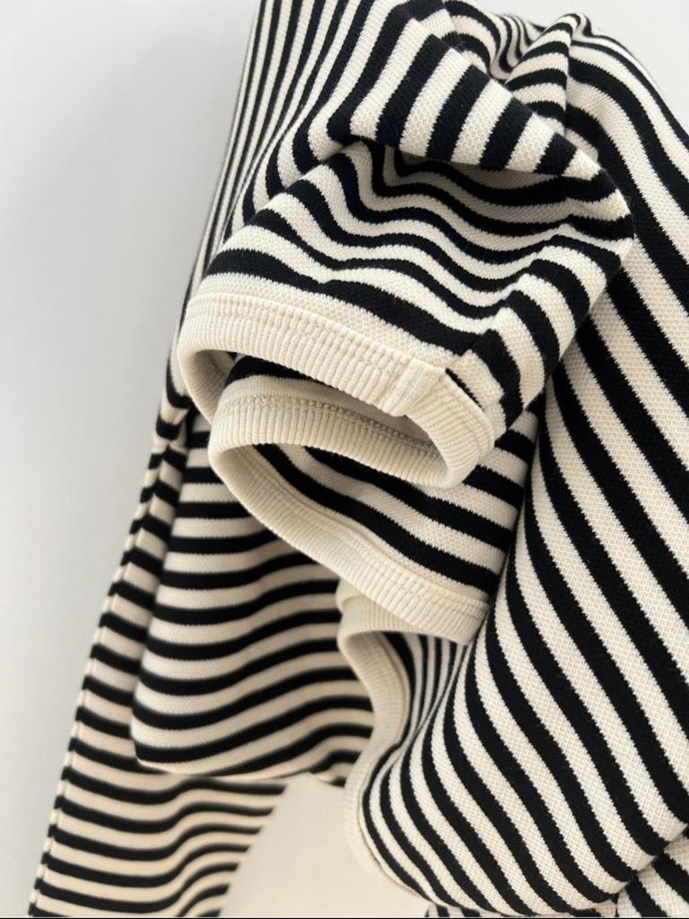 Women's Korean Blue & White Striped Round Neck Hoodie – Chic, Relaxed, Loose Fit for Early Spring