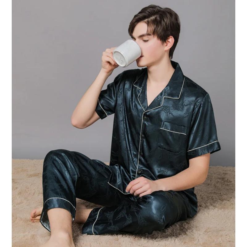 Män Isilke Pyjamasdräkt Sommar Stor Storlek Satin Tunt Rutigt Pyjamas Manliga Hemkläder Mode Tryck Högkvalitativ Sovkläder Pojke