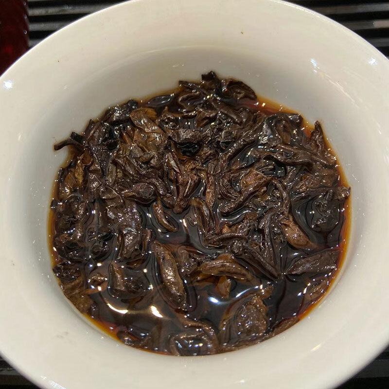 Yunnan Pu'er Moget tetegel Golden Brick Lao Ban Zhang Tea Brick 250g