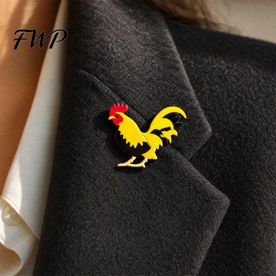 Farm-themed Jewelry Chicken Rooster Brooch Pin, Acrylic Lightweight Farm Scratch-resistant Animal Jewelry, for Backpacks Hats Jackets Thanksgiving