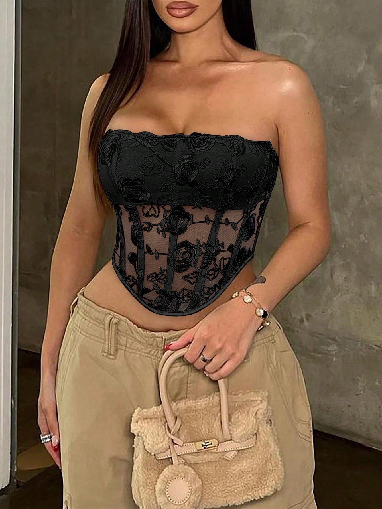 

Rose Beauty A Rave Sweetness День святого Валентина Сетчатая роза Цветочная вышивка Открытая спина Прозрачный бандана Подол Корсет на косточках Укороченный топ-труба S чёрный