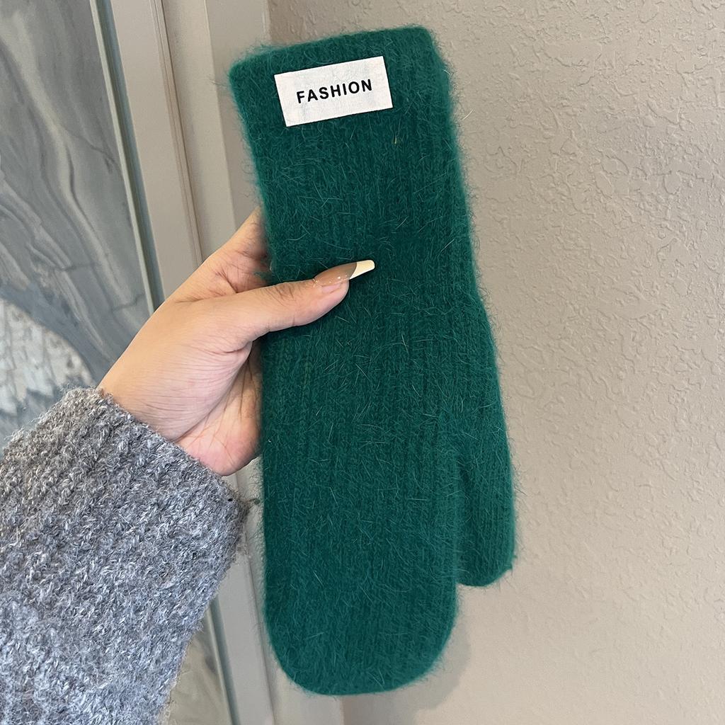 Solid color knit wool gloves winter women's 2025 new velvet warm windproof cold student riding tide