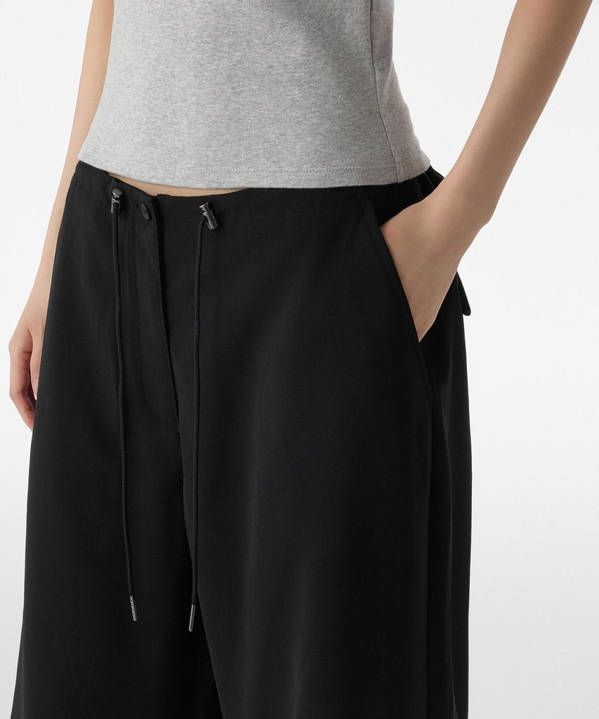MUSINSA STANDARD WOMAN Women'S Linen-Like Parachute Pants [Black]