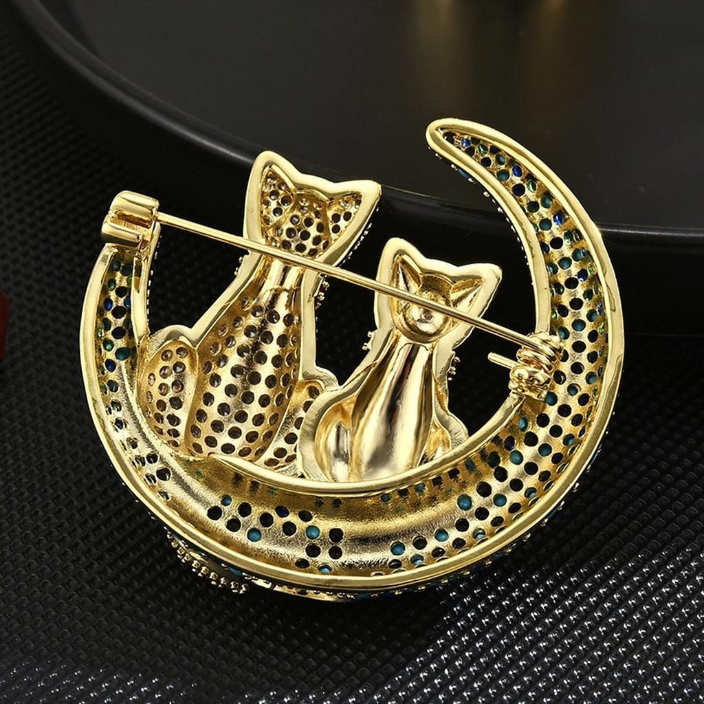 Alloy Rhinestone Cat Moon Brooch Elegant Metal Pin Fashion Jewelry Accessory for Women Apparel Decoration