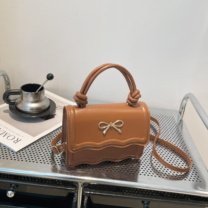 Vintage Sweet Metal Bowknot Women's Bag 2026 Summer New Bag Solid Color Simple Fashion Casual Small Bag Single Shoulder Bags