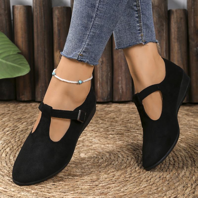 New Pointed-toe Shallow-mouthed Button-up Wedge Heels for Women In Large Size Single Shoes