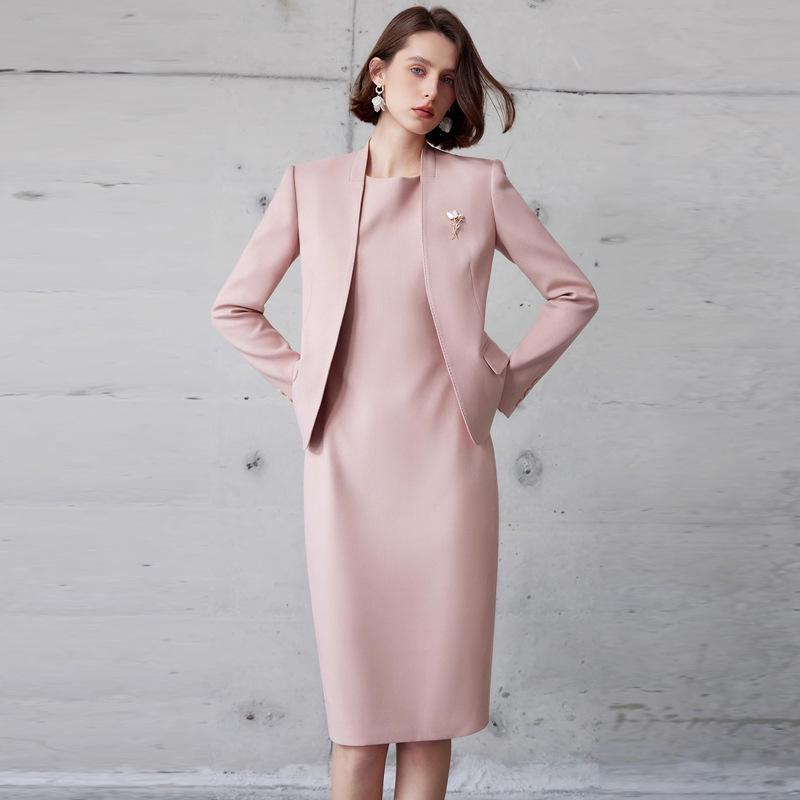 AD Terno Profissional Exquisito Único Outono 2024: Conjunto Blazer sem Gola e Vestido