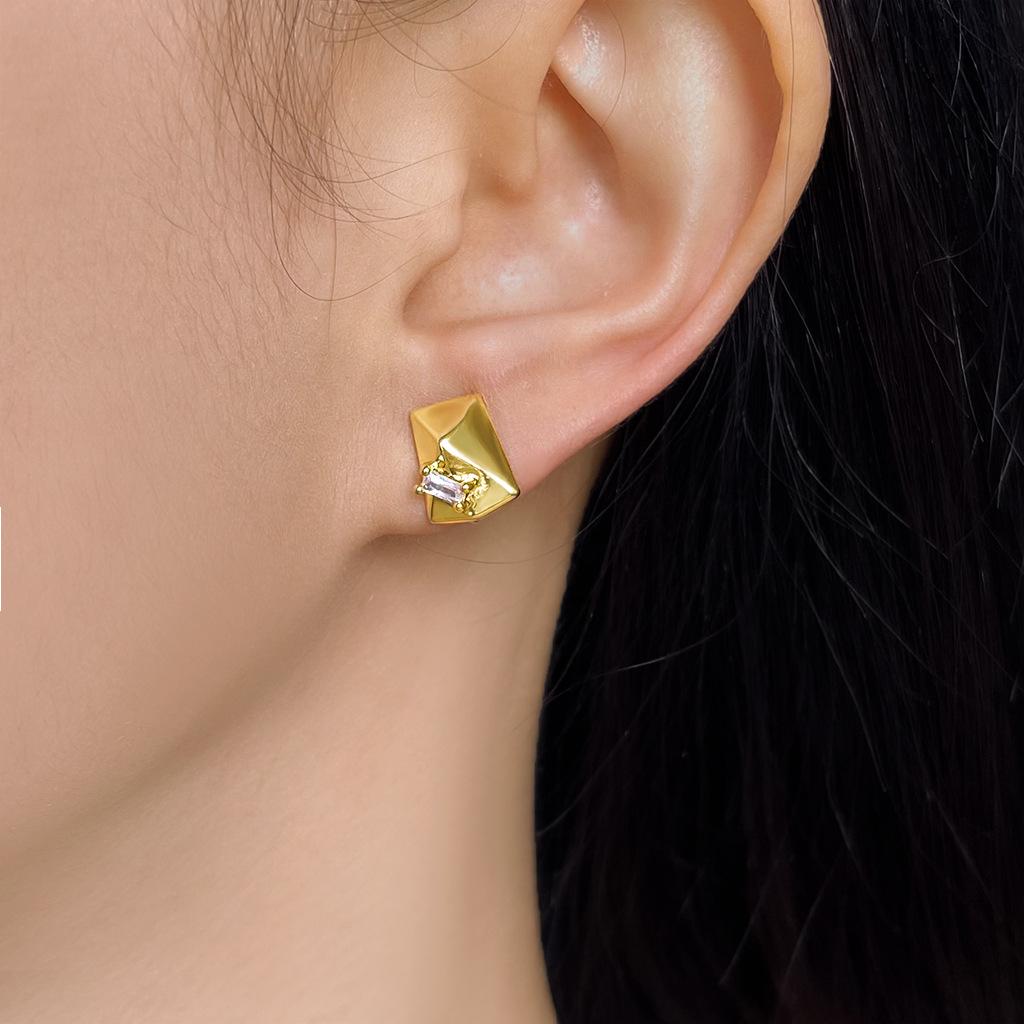 18K Gold Geometric Faceted Zircon Stud Earrings - Minimalist Luxury Design