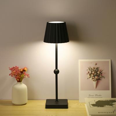 Bedroom Eye Care Rechargeable Desk Lamp Bedside Lamp Touchable Ambient Night Light