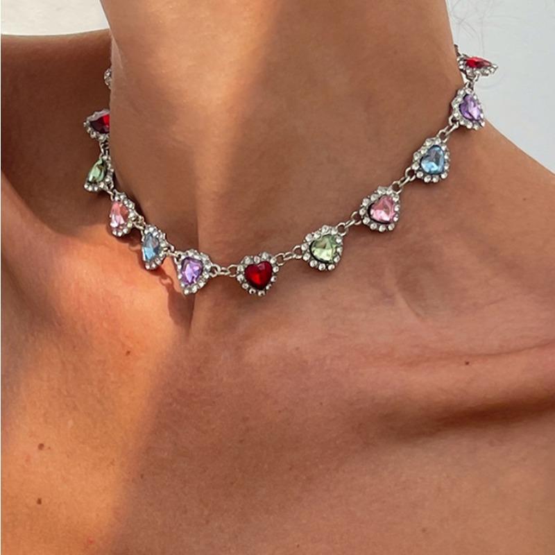 Personalized Simple Diamond Inlaid Heart Shape Clavicle Necklace For Women