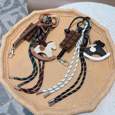 Trendy Leather Rocking Horse Keychain: Hand-Woven Lanyard & Couples Style Charm