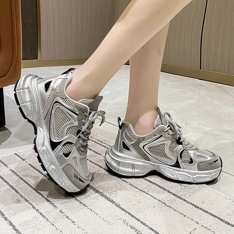 Plateauschuhe mit dicker Sohle für Damen, Frühjahr 2024 neu, silbernes Mesh, atmungsaktiv, leicht, Sport- und Freizeitschuhe