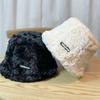 White Plush Fisherman Hat for Women In Autumn and Winter New Thickened and Warm Korean Style Versatile Leather Label Bucket Hat Trendy