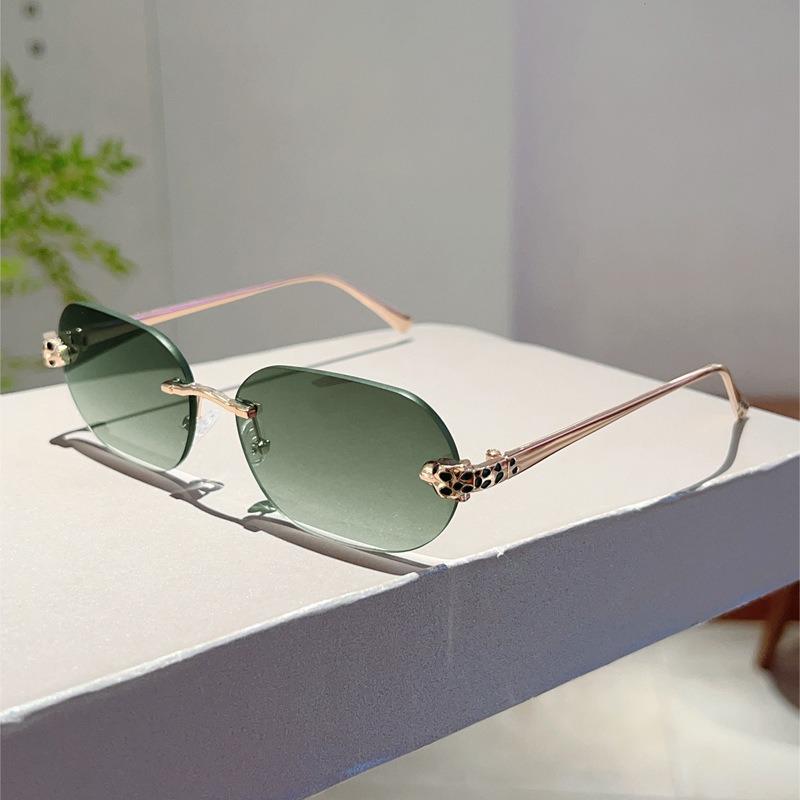 Rimless Oval Sunglasses Men New Fashion Vintage Gradient Casual Shades Women Trendy Luxury Brand Design Decor Sun Glasses