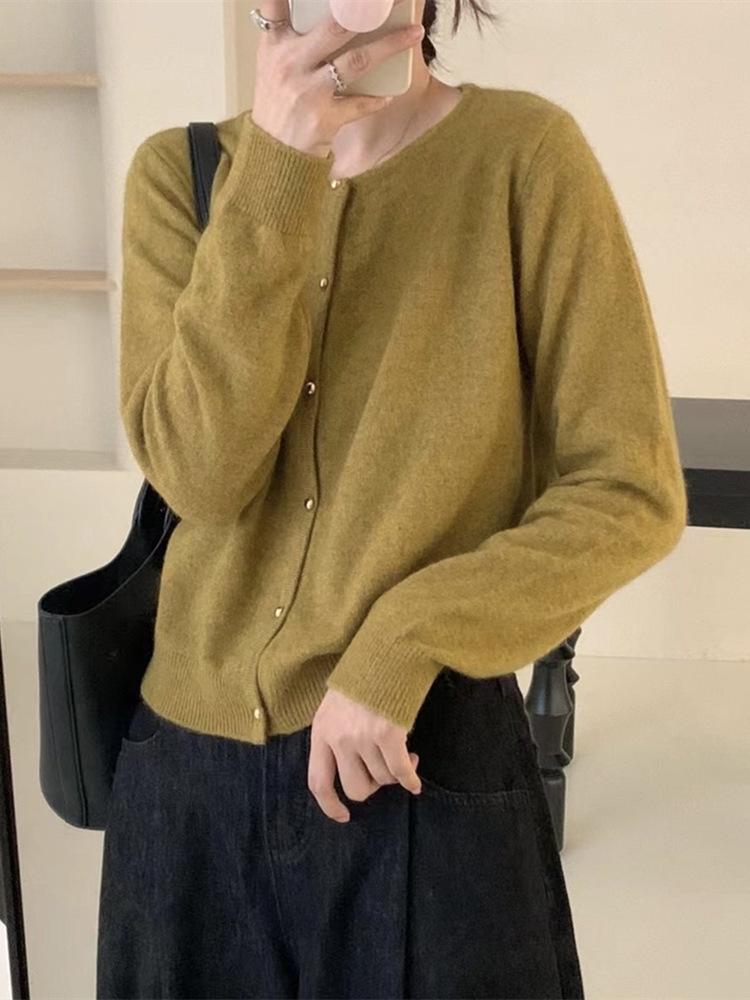 Korean Style Wool Cardigan - Women's Round Neck Knit Sweater, Slim Fit, Short Cashmere Layer for Spring & Autumn.