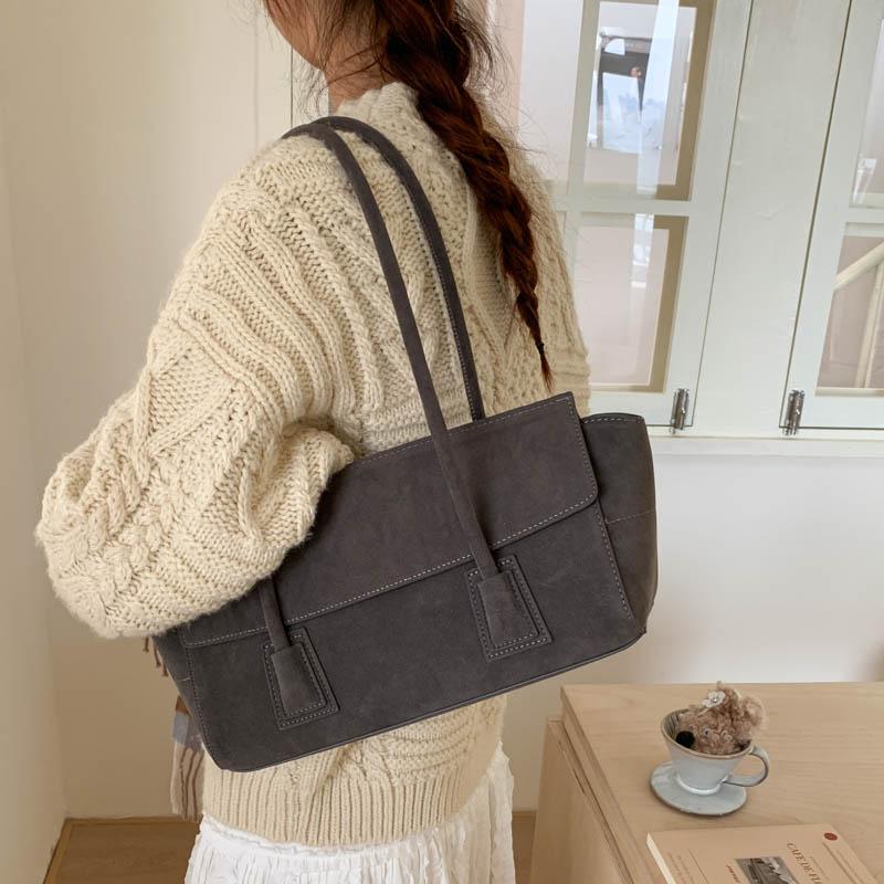 Elegant Suede Tote Bag for Women – Classic Top Handle Handbag with Structured Design and Minimalist Style