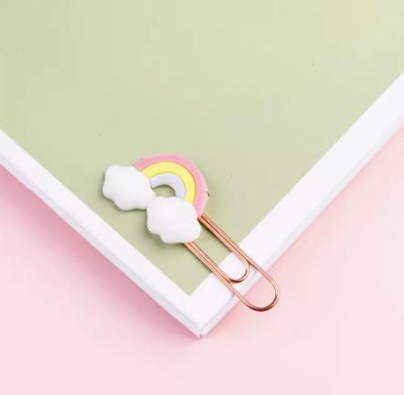 

5pcs Cartoon paper clips, cute patterns, metal bookmarks, student test paper binding and organizing pins армія зелений колір