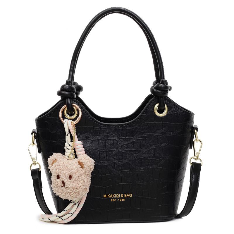 

Новая портативная женская модная универсальная сумка-мессенджер через плечо для поездок на работу no pendant чёрный