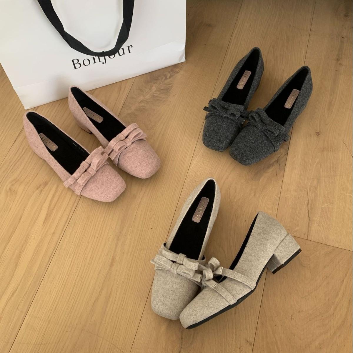 

2025 spring new square head woolen thick heel single shoes women s French temperament evening low heel word with Mary Jane shoes 39 розовый
