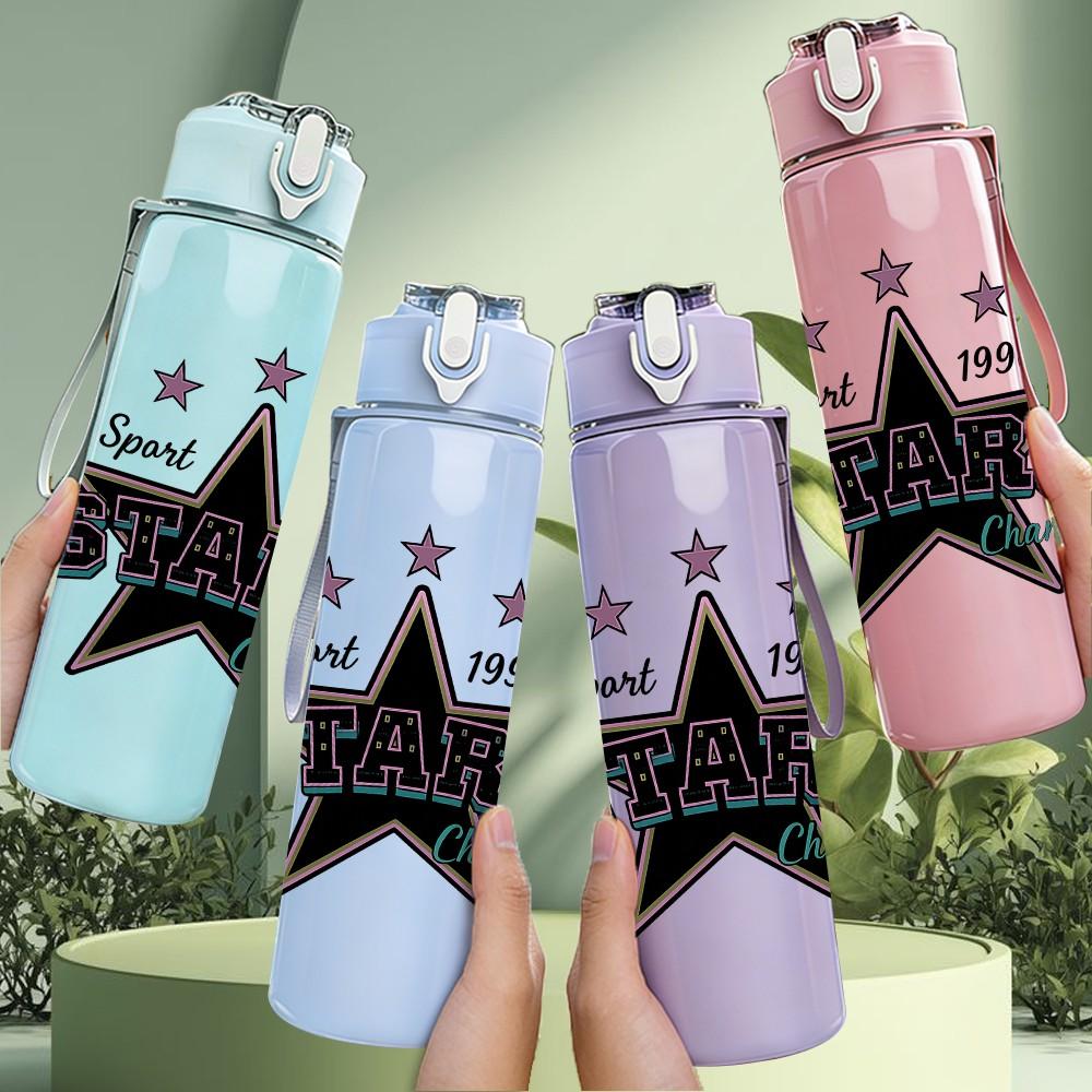 1PC Dark Star Vintage Badge 750ml Color Plastic Sports Water Bottle Leakproof Flip Straw Lid Suitable for Sports Office Home Use