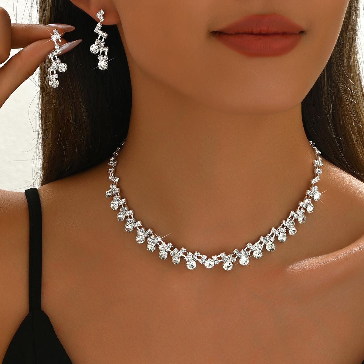 

Necklace, Earrings Set, Sparkling Wedding Party, Two-Piece Wedding Dress Accessories