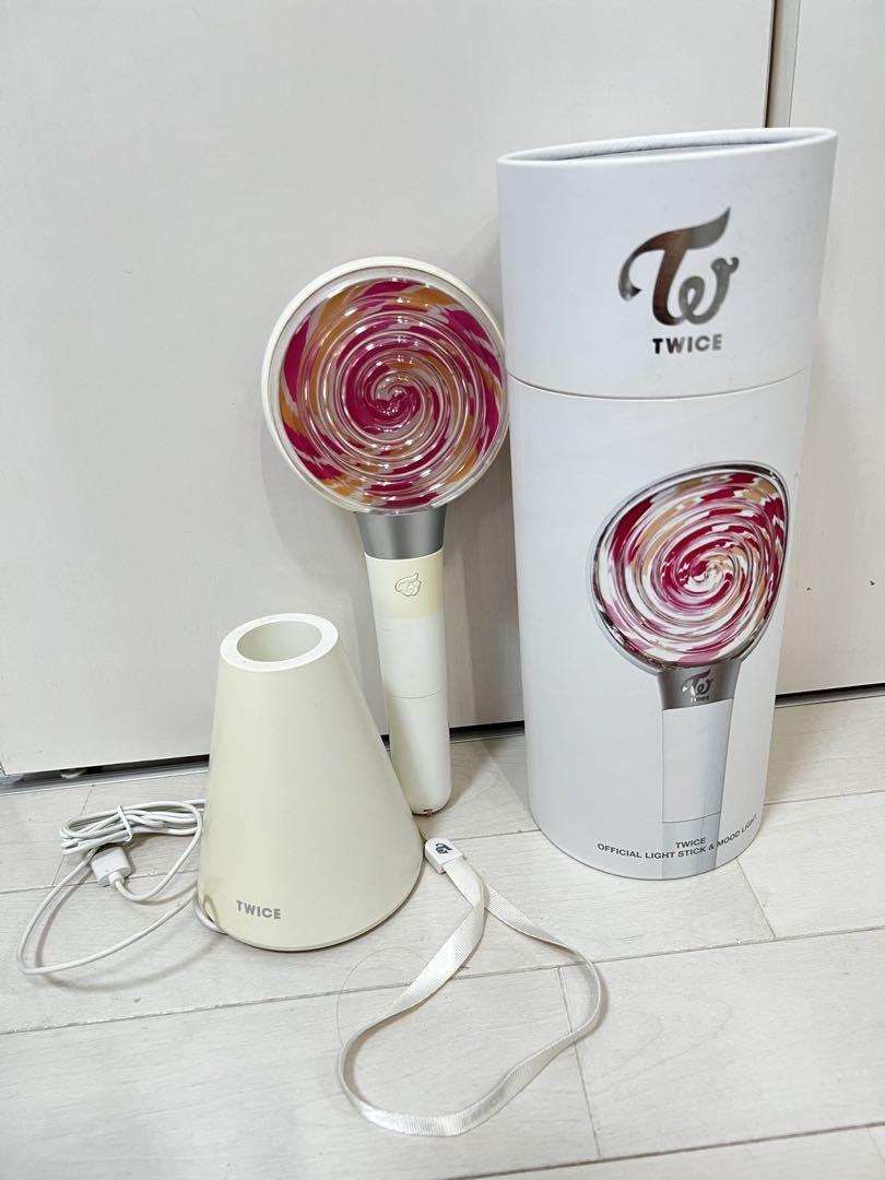 

[USED] TWICE candy bong first generation light stick