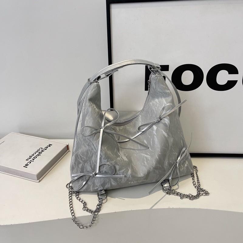 Stylish Minimalist Tote Bag New Spring Summer Collection Fashionable Bow Design