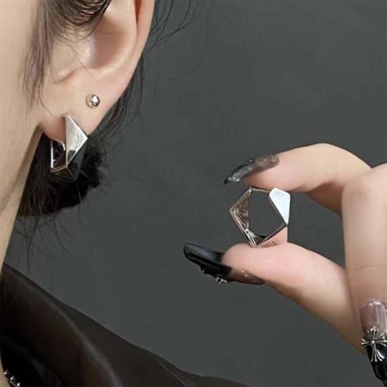 1 Pair Hoop Earrings for Women, Thick Chunky Geometric Rhombus Earrings, Statement Small Huggie Hoop Earring